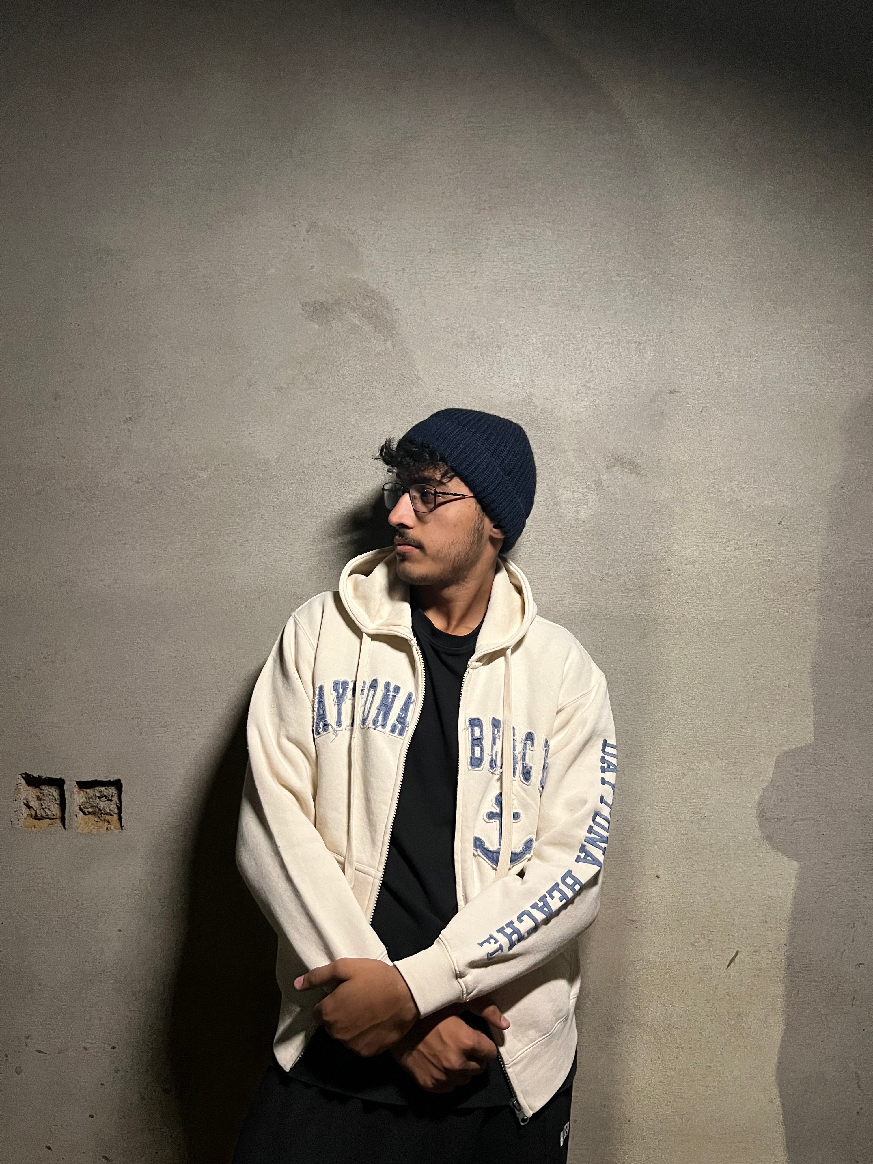 Daytona  Acid Wash Hoodie (OFF WHITE) color