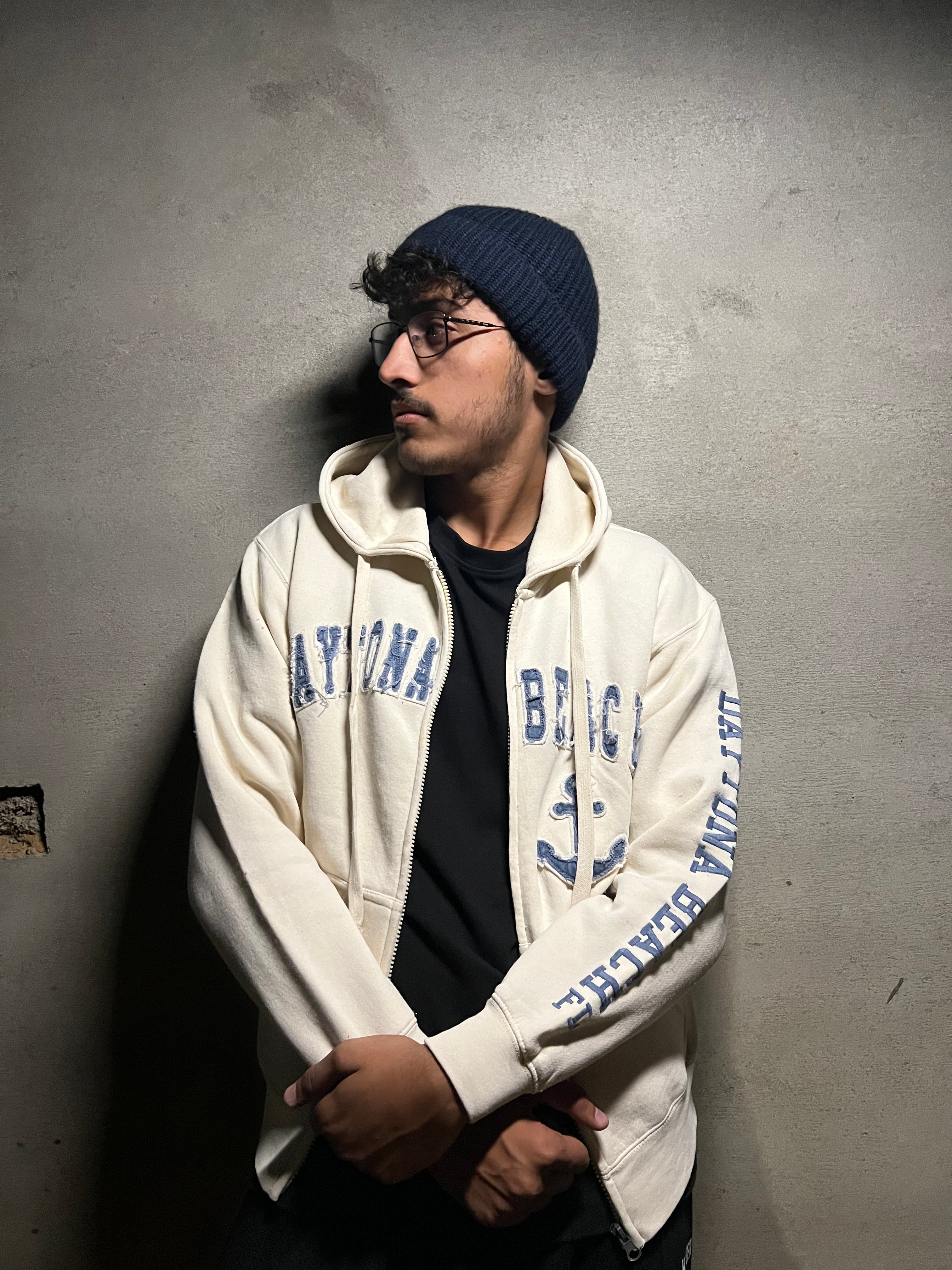 Daytona  Acid Wash Hoodie (OFF WHITE) color