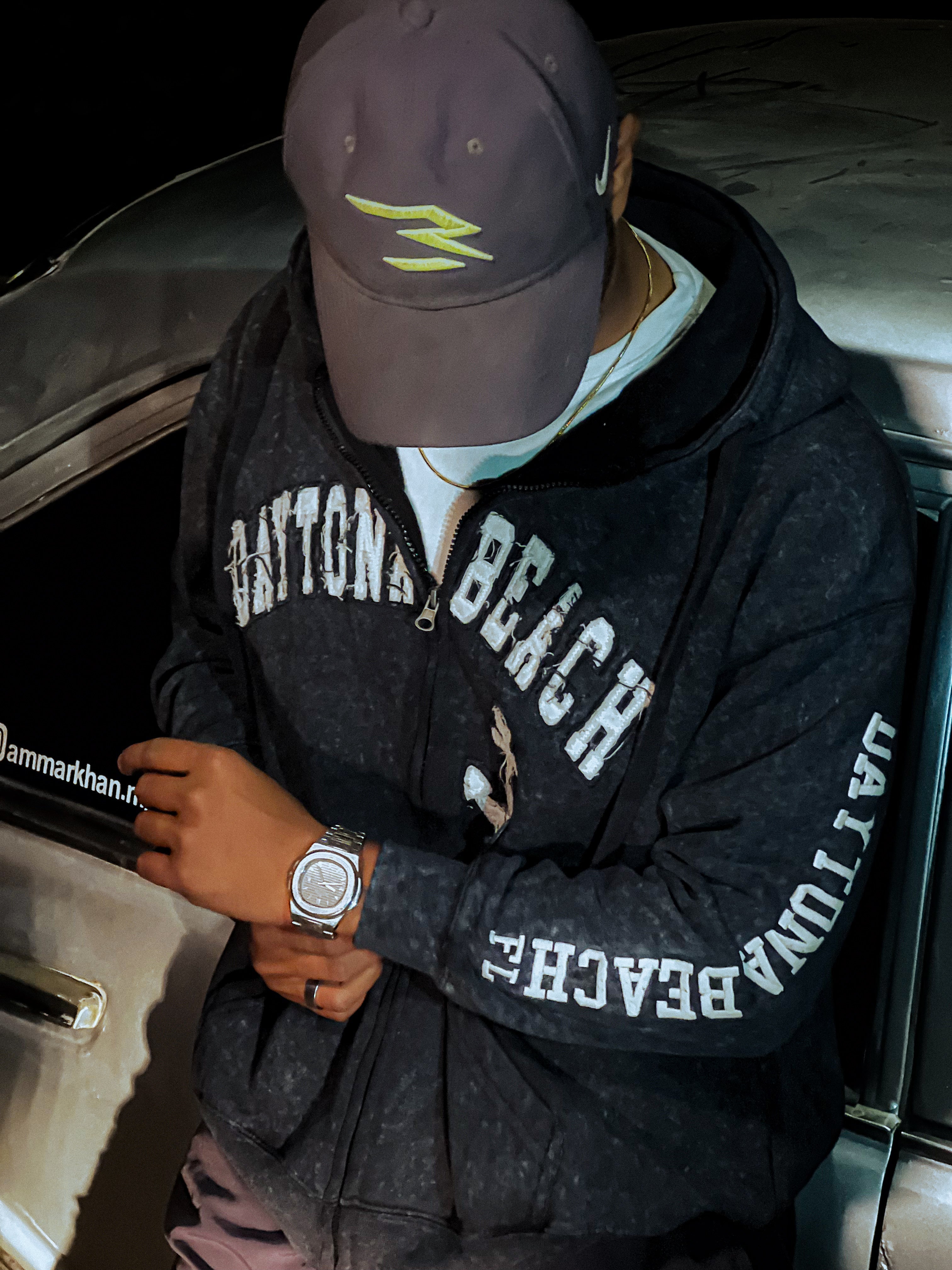 Daytona Hoodie Acid Wash (Charcoal ) color